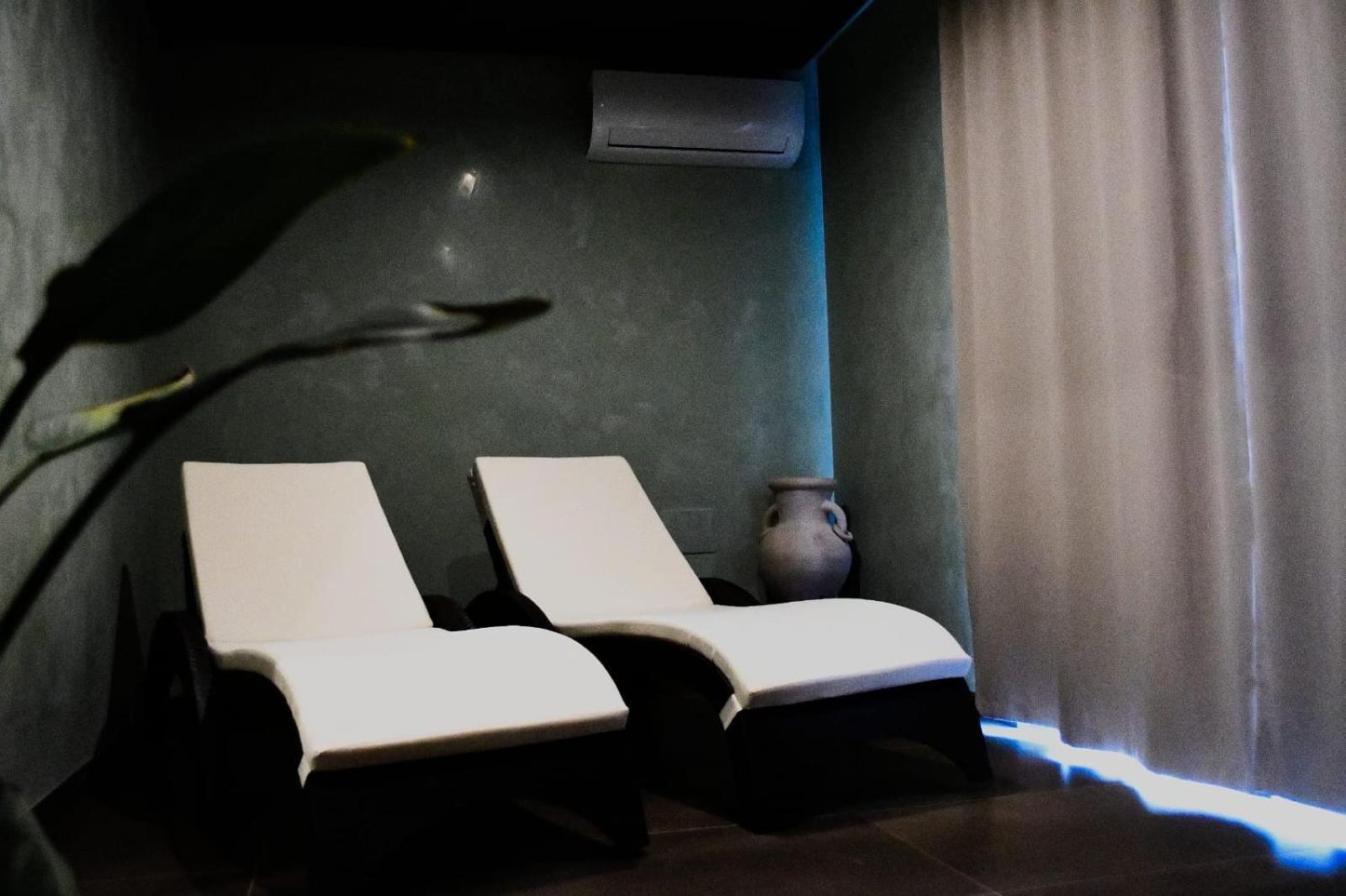Villa "Pied-A-Terre" Residence & Spa Umag Exteriör bild